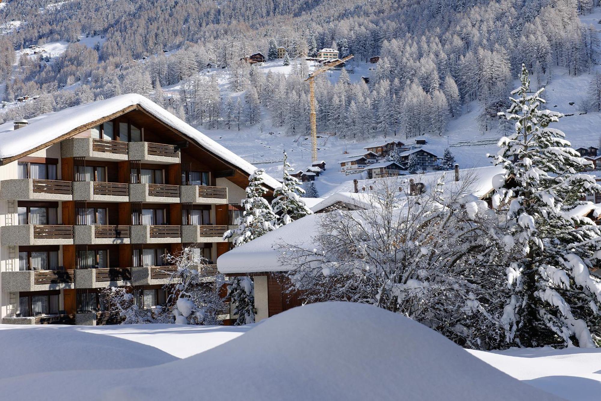 Hotel Ambassador Zermatt Esterno foto